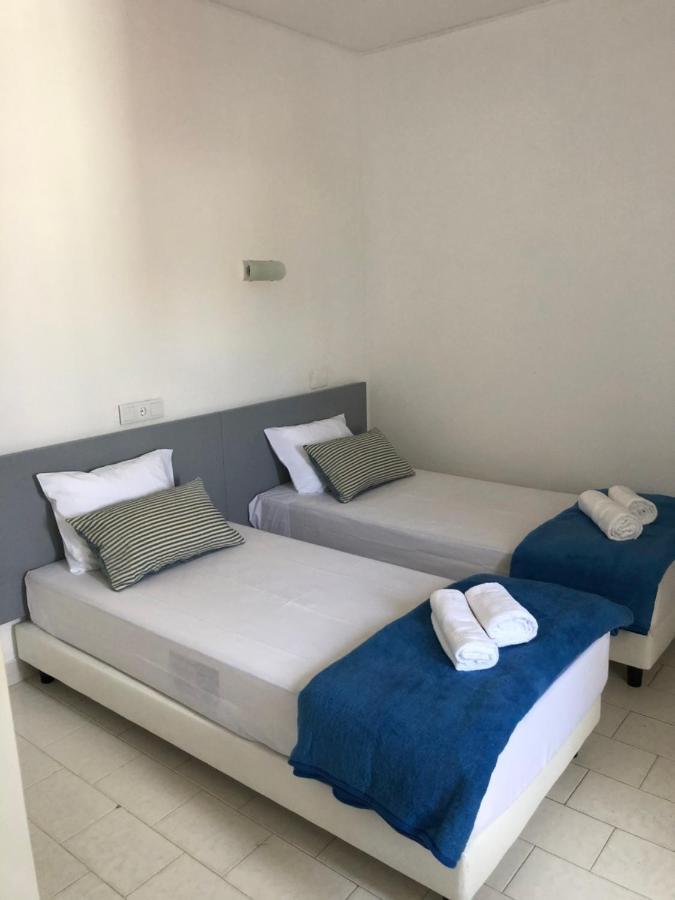 Central Atlantic Beach Guesthouse Costa da Caparica Dış mekan fotoğraf