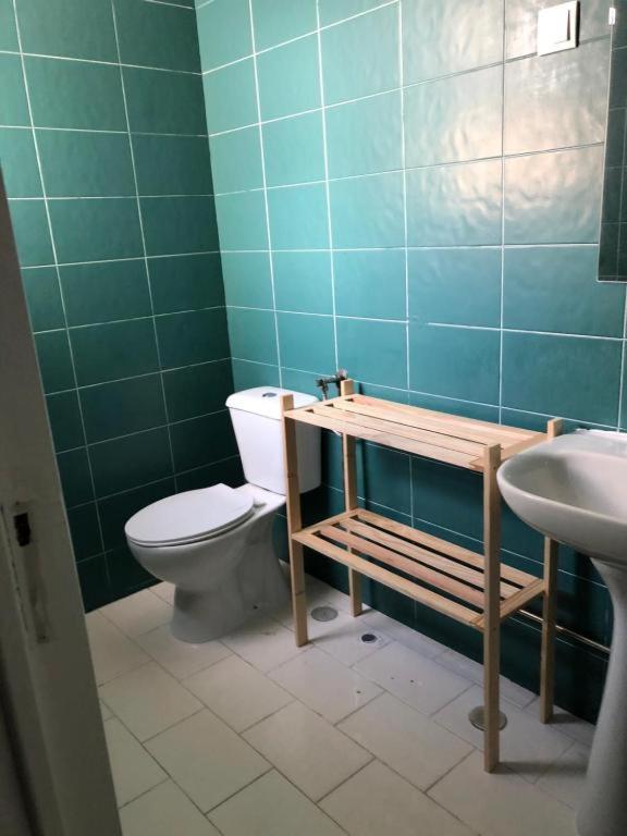 Central Atlantic Beach Guesthouse Costa da Caparica Dış mekan fotoğraf
